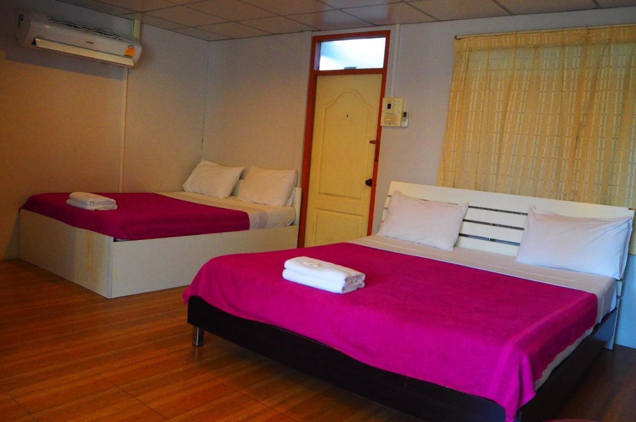 Samchai Hotel Si Racha Εξωτερικό φωτογραφία
