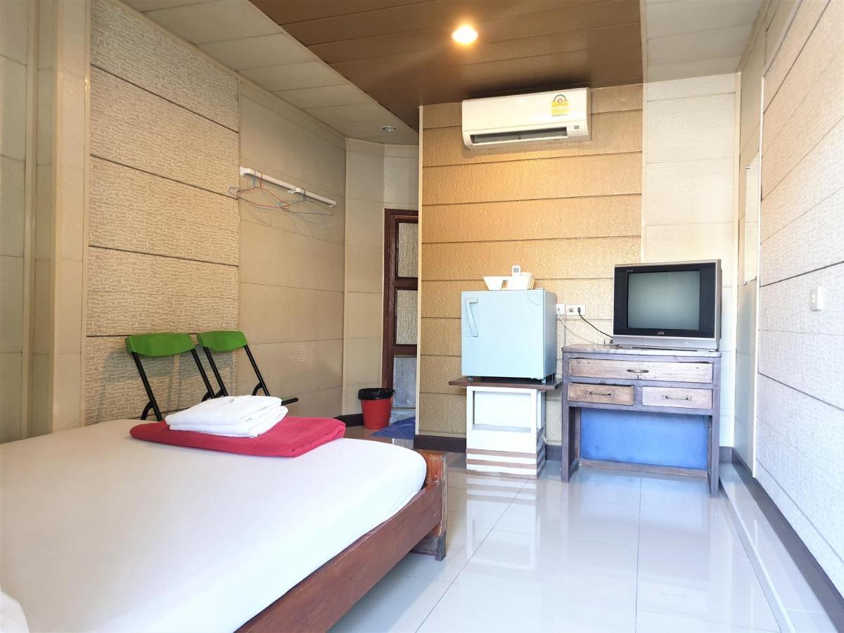 Samchai Hotel Si Racha Εξωτερικό φωτογραφία